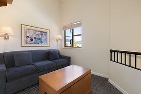 Tyndall Stone Lodge by Whiski Jack