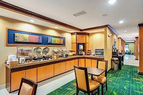 Fairfield Inn & Suites by Marriott Worcester Auburn
