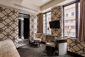 45 Times Square Hotel