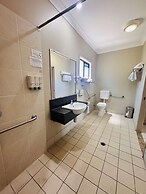 Best Western Bungil Creek Motel