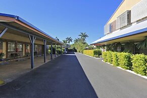 Smart Motel Bert Hinkler