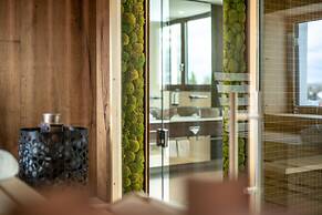 BLOCK Hotel & Living