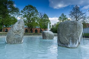 BLOCK Hotel & Living