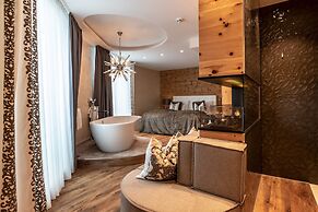 BLOCK Hotel & Living