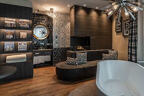 BLOCK Hotel & Living