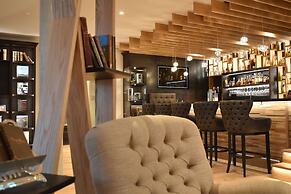 BLOCK Hotel & Living