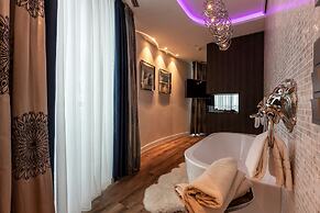 BLOCK Hotel & Living