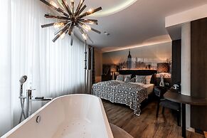 BLOCK Hotel & Living