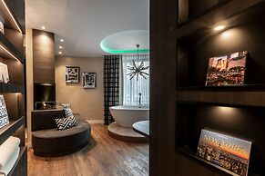 BLOCK Hotel & Living