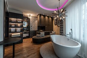 BLOCK Hotel & Living