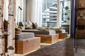 BLOCK Hotel & Living