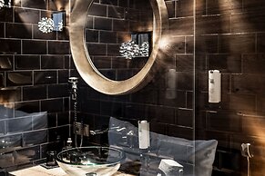 BLOCK Hotel & Living