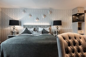 BLOCK Hotel & Living