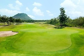 Lake View Resort & Golf Club