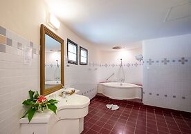 Imperial Phukaew Hill Resort