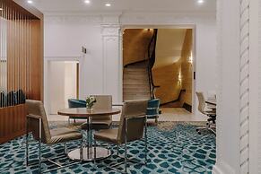 Club Quarters Hotel Downtown, Houston