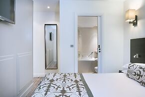 Hôtel Paris Louvre Opéra