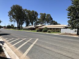 Settlement Motor Inn, Deniliquin