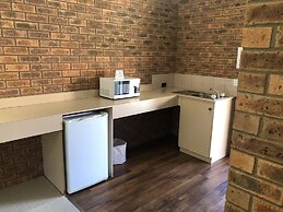 Settlement Motor Inn, Deniliquin