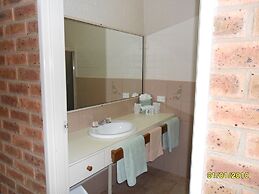 Settlement Motor Inn, Deniliquin