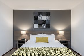 Best Western Plus Ambassador Orange