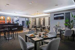 Best Western Plus Ambassador Orange