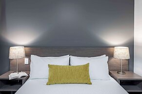 Best Western Plus Ambassador Orange