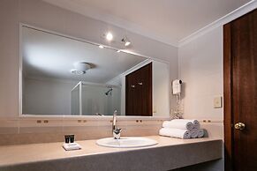 Best Western Plus Ambassador Orange