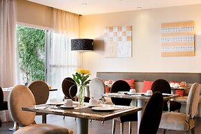 Globales Acis & Galatea