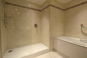 Macdonald Forest Hills Hotel & Spa