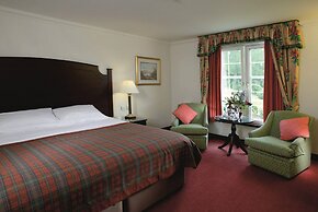 Macdonald Forest Hills Hotel & Spa