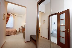 Marco Polo Boutique Hotel