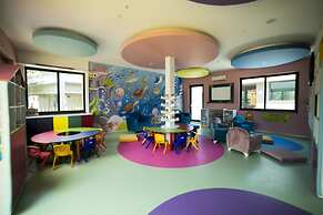 Sailor's Beach Club - All Inclusive