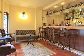 Aspen Hotel - Special Class