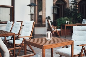 Aspen Hotel - Special Class