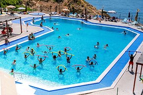 Auramar Beach Resort