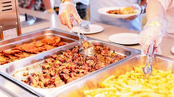 Auramar Beach Resort