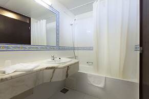 Auramar Beach Resort