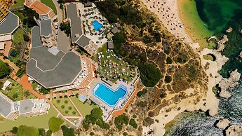 Auramar Beach Resort