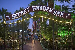 Delphin Deluxe Resort Hotel - All Inclusive