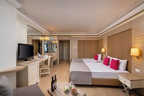 Delphin Deluxe Resort Hotel - All Inclusive