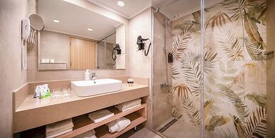 Delphin Deluxe Resort Hotel - All Inclusive