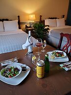 The Inn At Turkey Hill