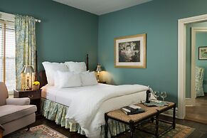 The Inn At Turkey Hill