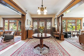 Seattle Gaslight Inn