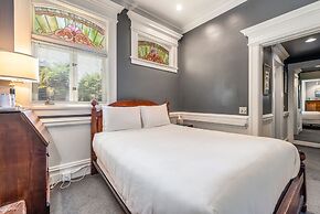 Seattle Gaslight Inn