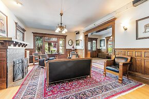 Seattle Gaslight Inn