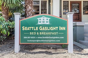 Seattle Gaslight Inn