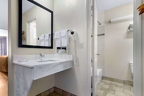 Econo Lodge Inn & Suites Gatlinburg at the Convention Center