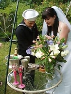 House of 1833 Bed & Breakfast & Gardens